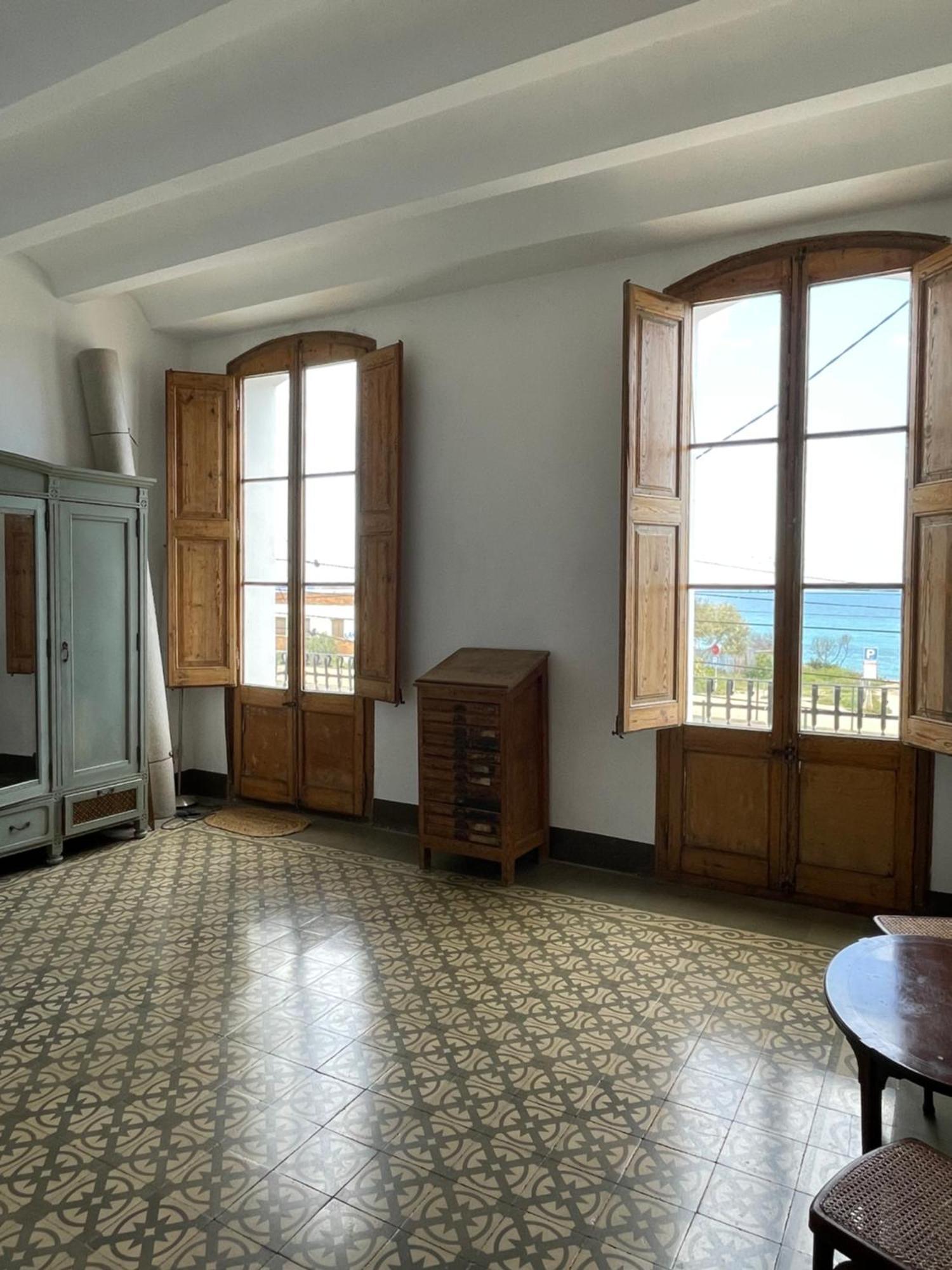 Espectacular Casa Indiana En Primera Linea De Mar Виласар-де-Мар Экстерьер фото